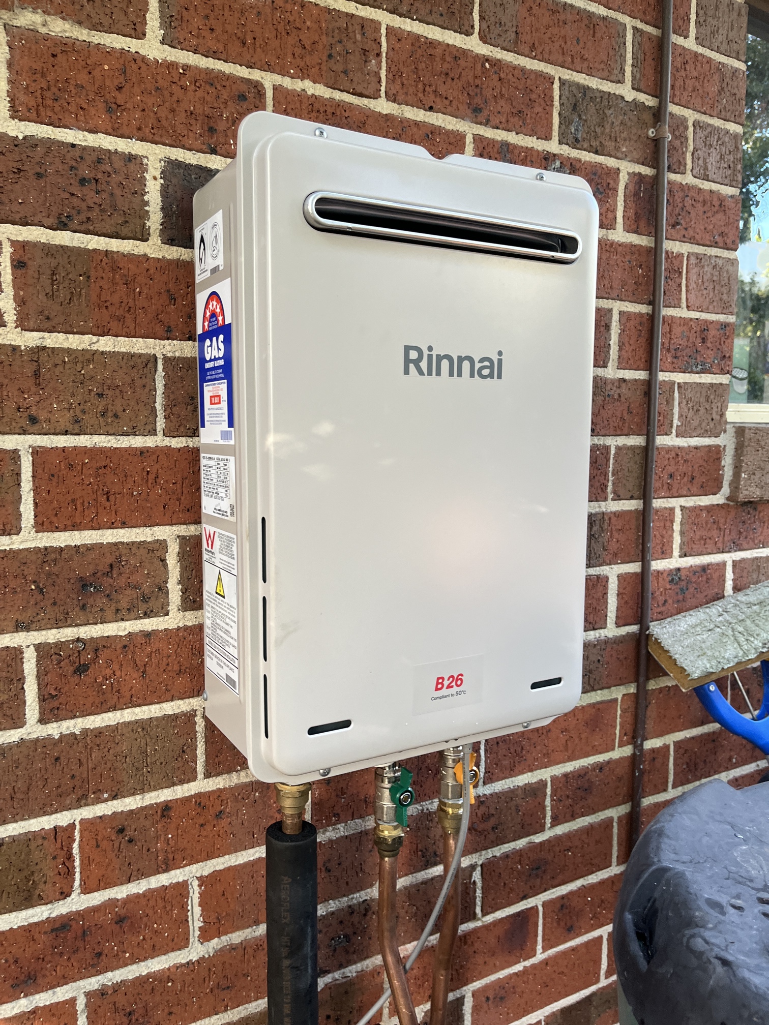 Hot-Water-Unit-Installation-in-Wantirna
