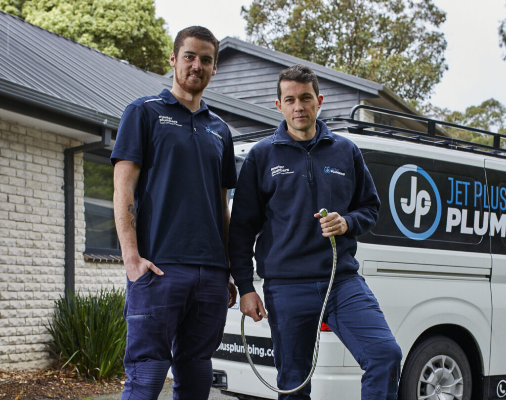 Jet Plus Plumbing plumber testing water pressure in Melbourne